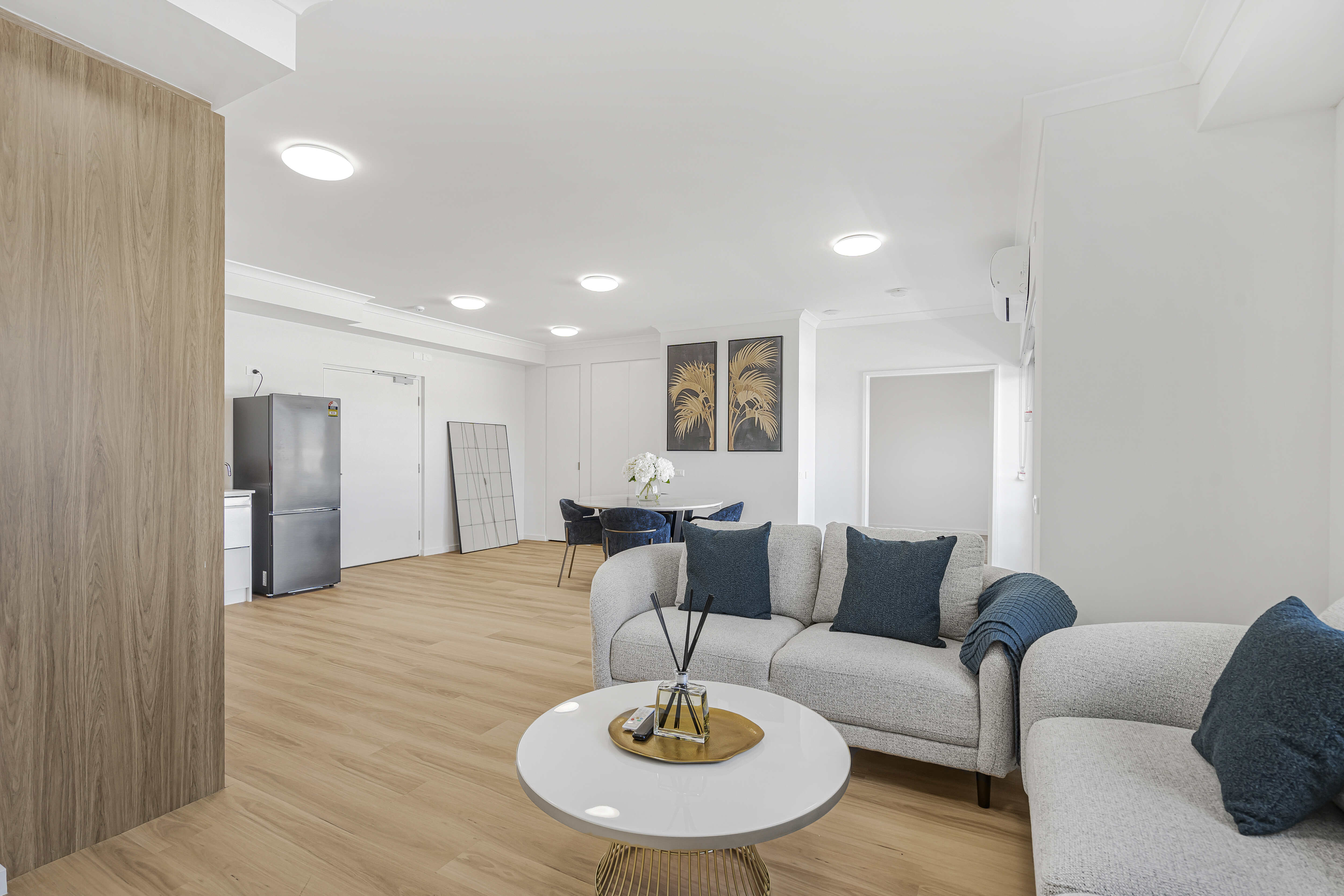 Luxury HPS Apartment in the Heart of Mirrabooka - AVAILABLE NOW — Home image 2