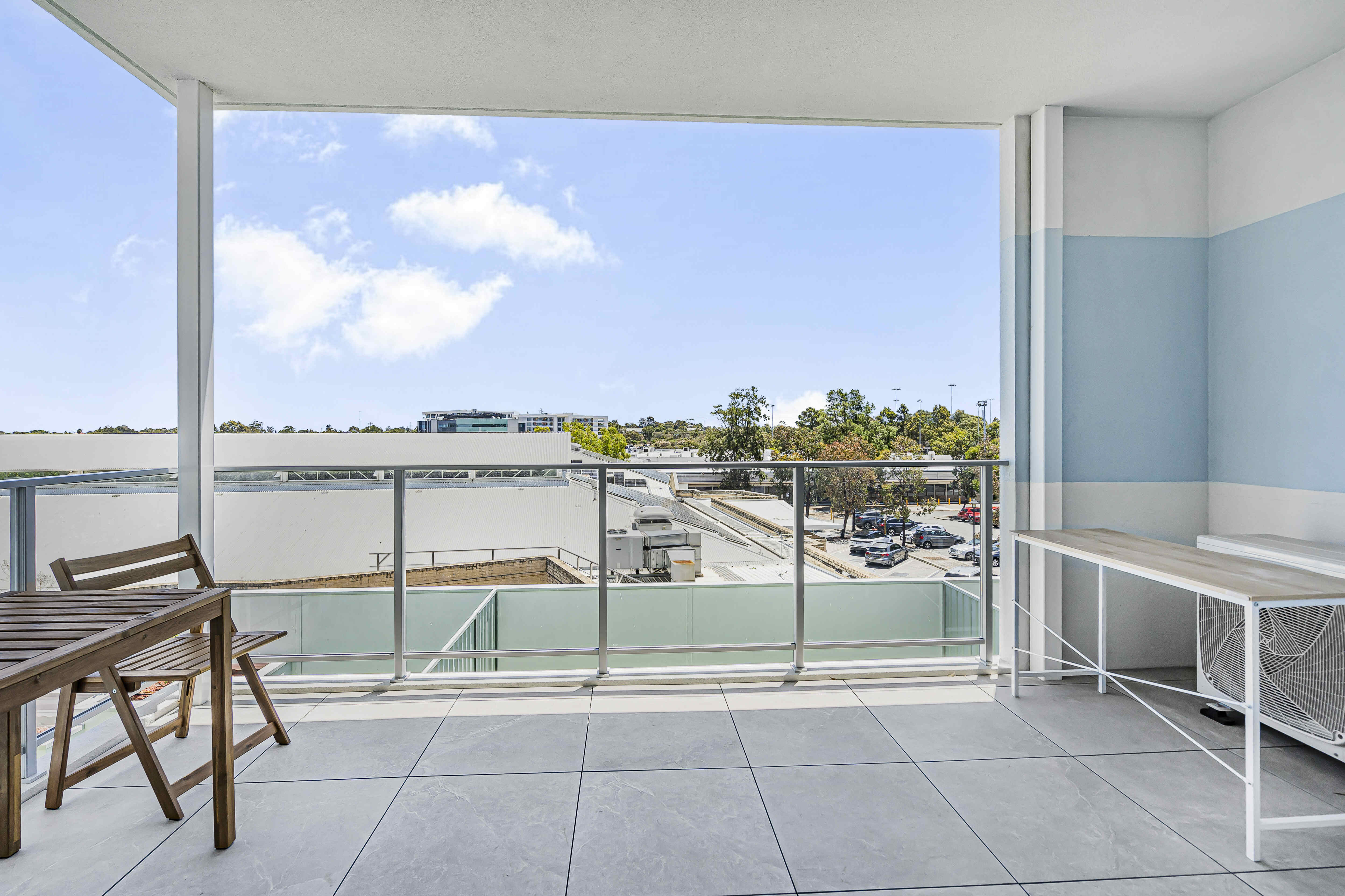 Luxury HPS Apartment in the Heart of Mirrabooka - AVAILABLE NOW — Home image 5