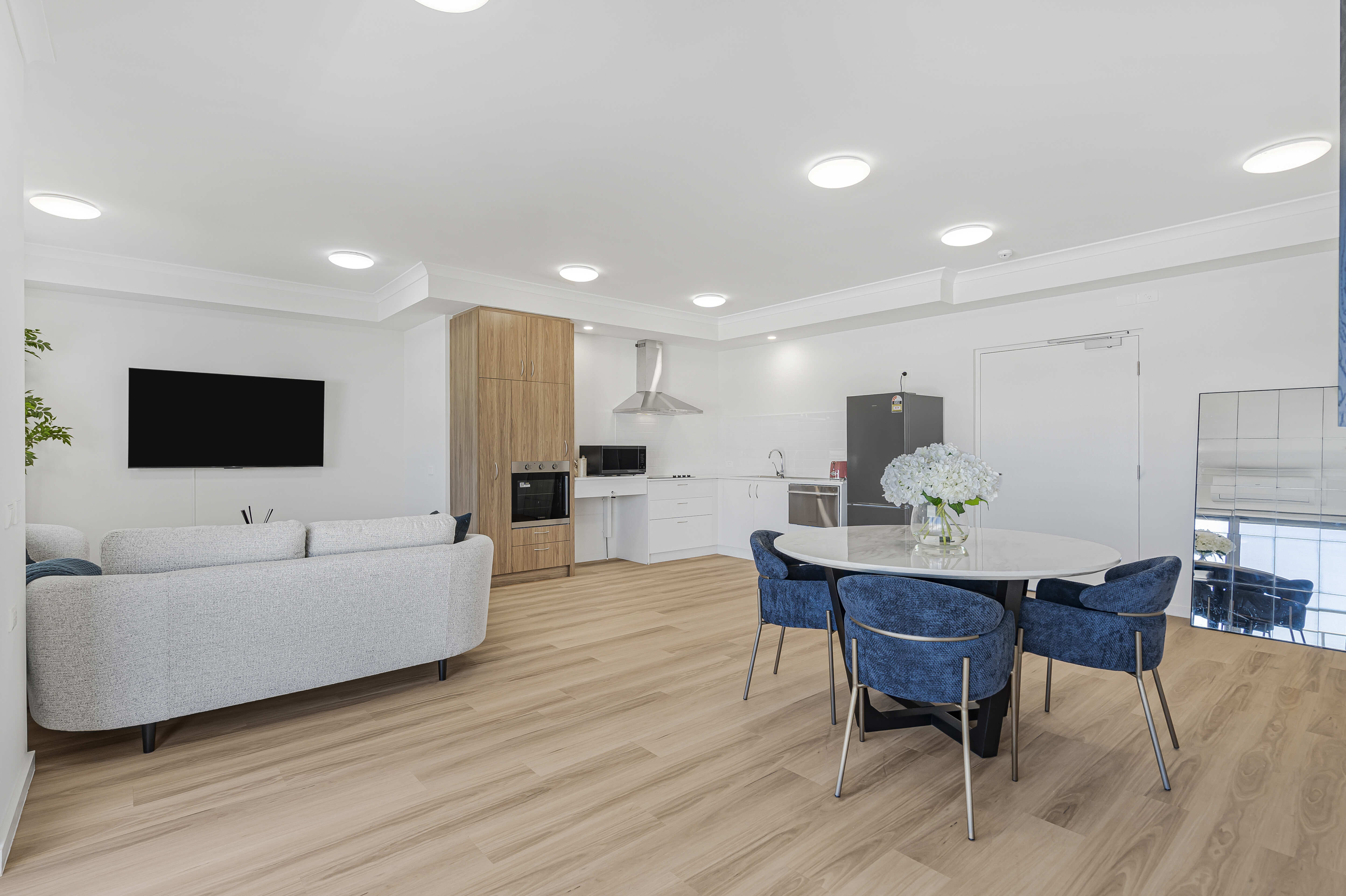 Luxury HPS Apartment in the Heart of Mirrabooka - AVAILABLE NOW — Home image 6