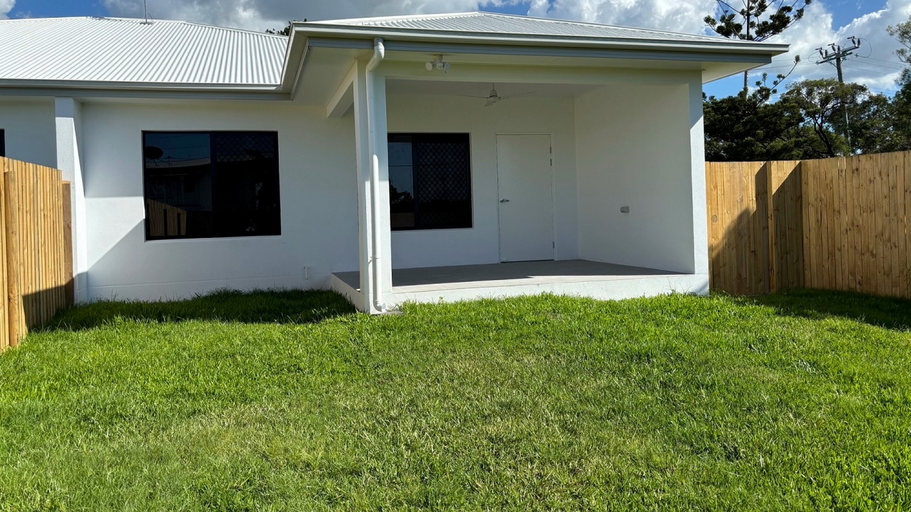 SDA Robust 1 Bedroom Villa plus OOA Currajong, Qld 253 — Home image 8
