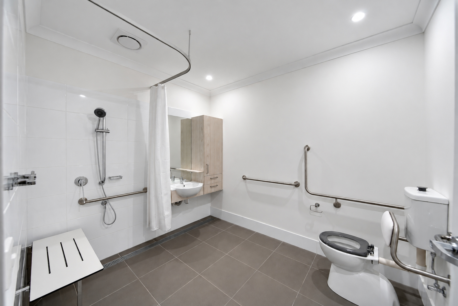 Thornlands, Bayside 3 Bedroom HPS SDA Home with OOA, 1:2 or 1:3, Appendix H