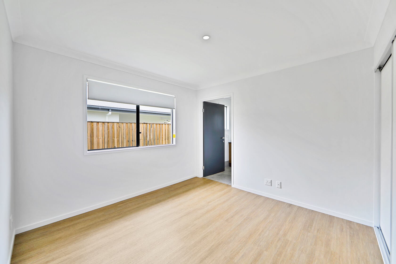 13 Woodswallow Avenue, Point Vernon QLD 4655 — Home image 7