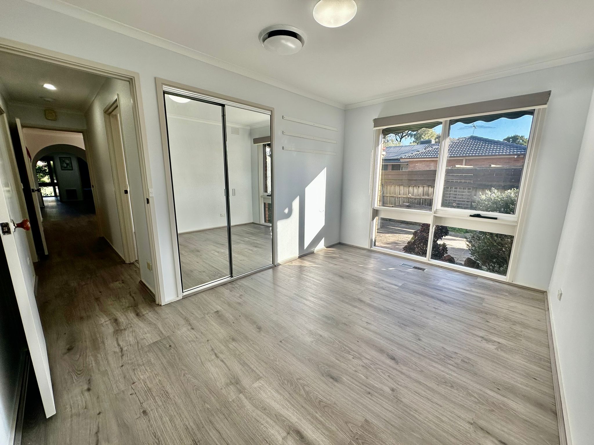 Fully accessible 4 bedroom house -5 mins walk to Westfield Knox Shopping Centre — Home image 21