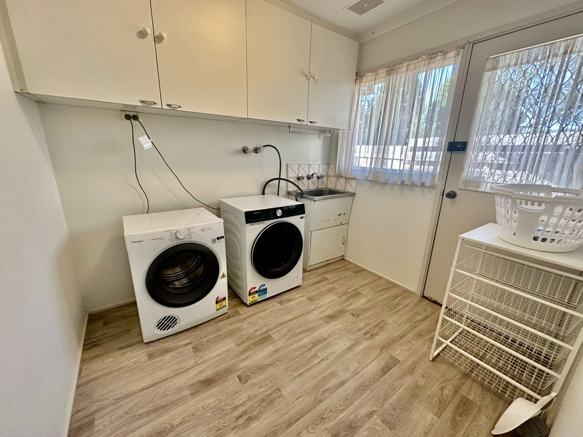 Fully accessible 4 bedroom house -5 mins walk to Westfield Knox Shopping Centre — Home image 22