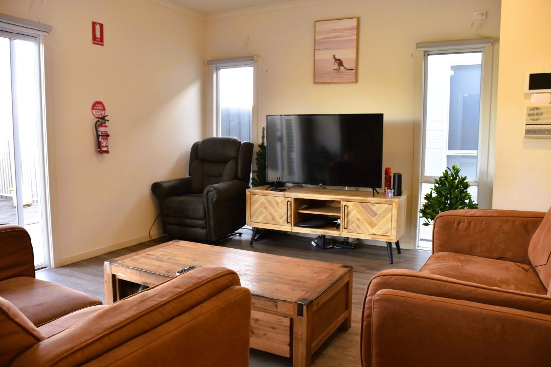 Beautiful Beachside SIL Home at O'Sullivan Beach — Home image 9