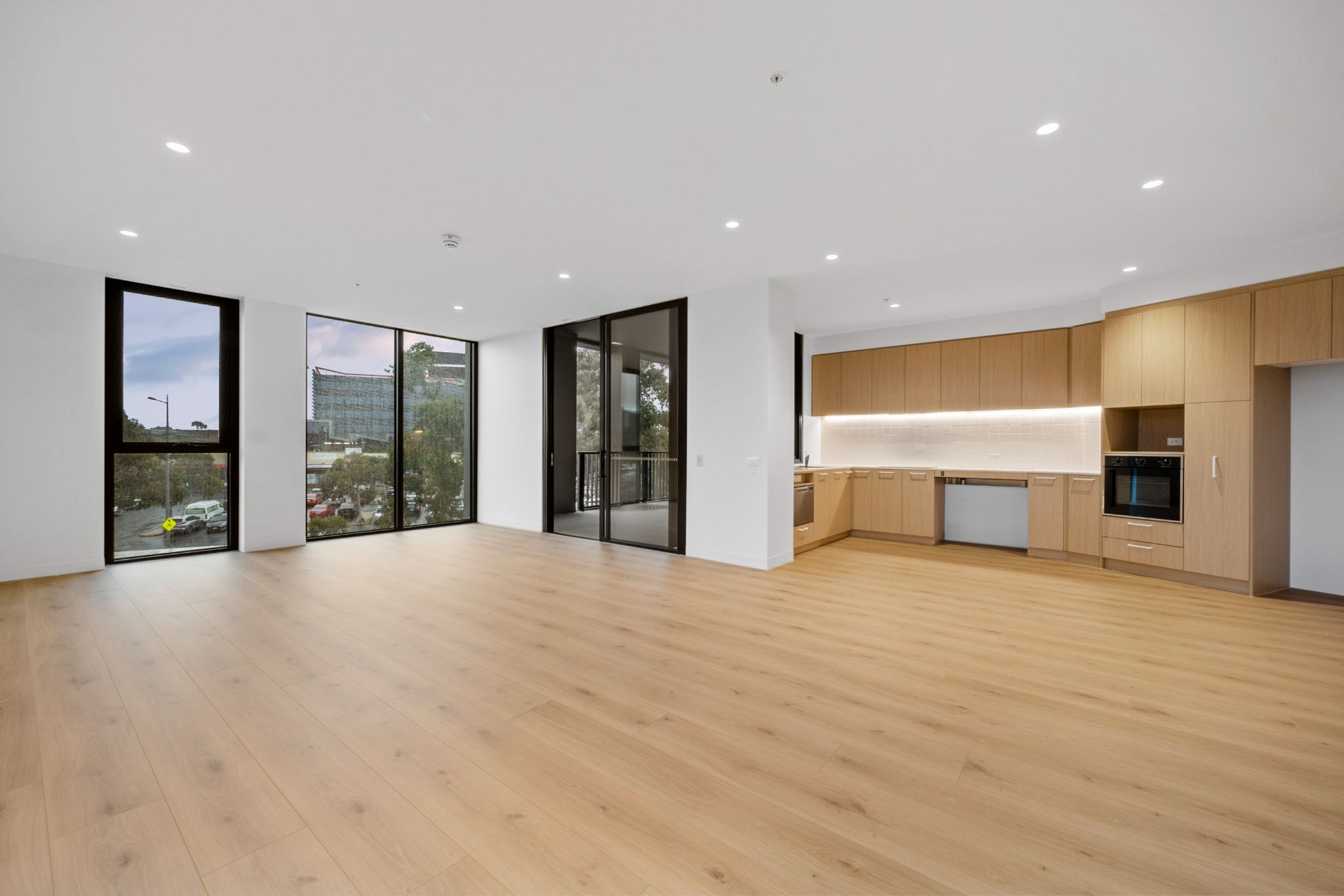 Brand New High Physical Apartments in Sunshine  🛌 2 🛀 3🚘 1 — Home image 2