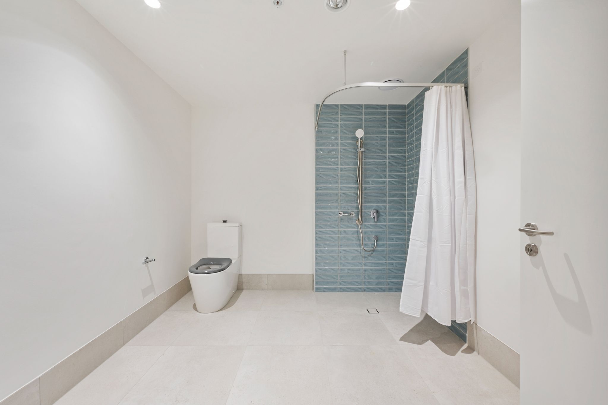 Brand New High Physical Apartments in Sunshine  🛌 2 🛀 3🚘 1 — Home image 11