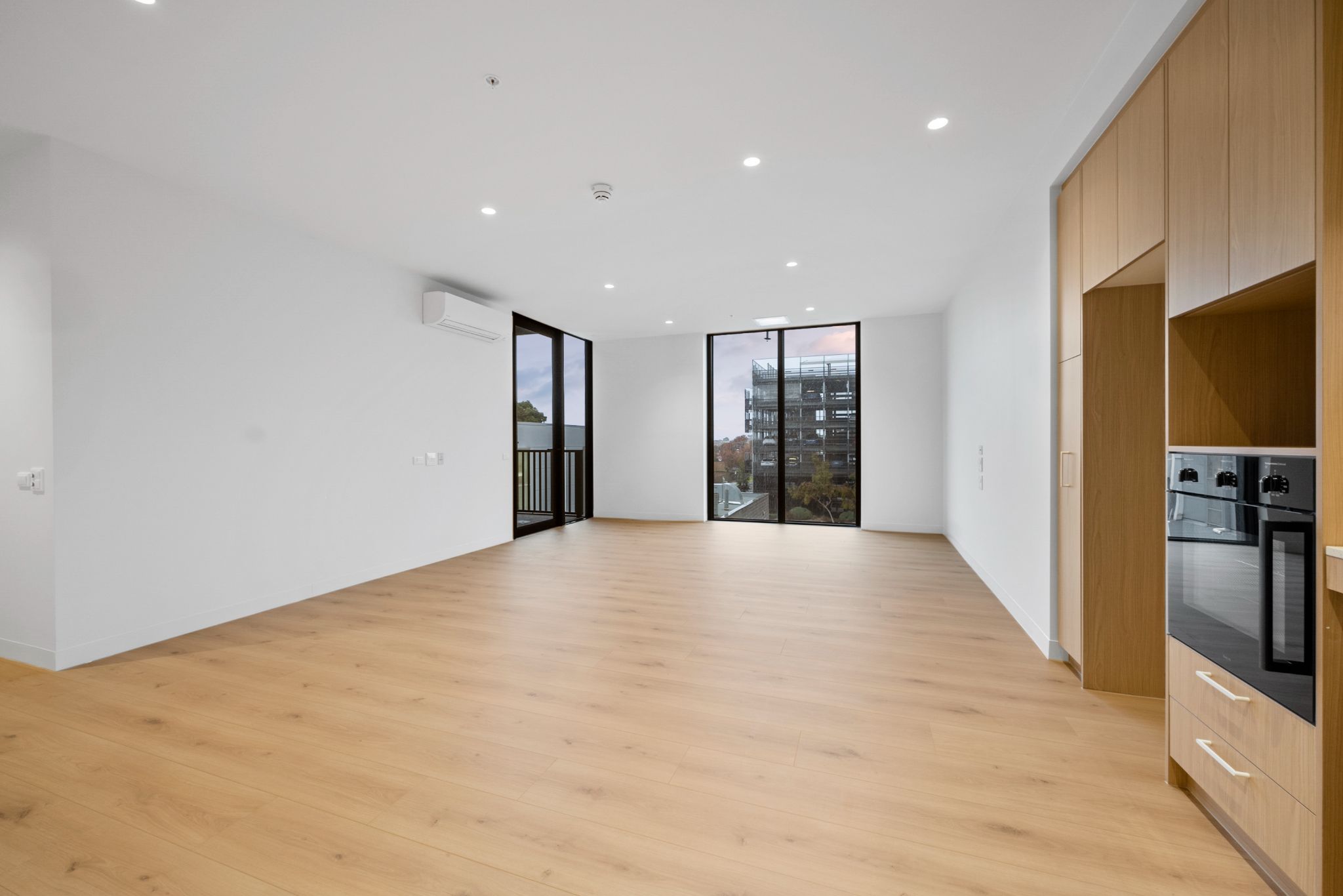 Brand New High Physical Apartments in Sunshine  🛌 2 🛀 3🚘 1 — Home image 12