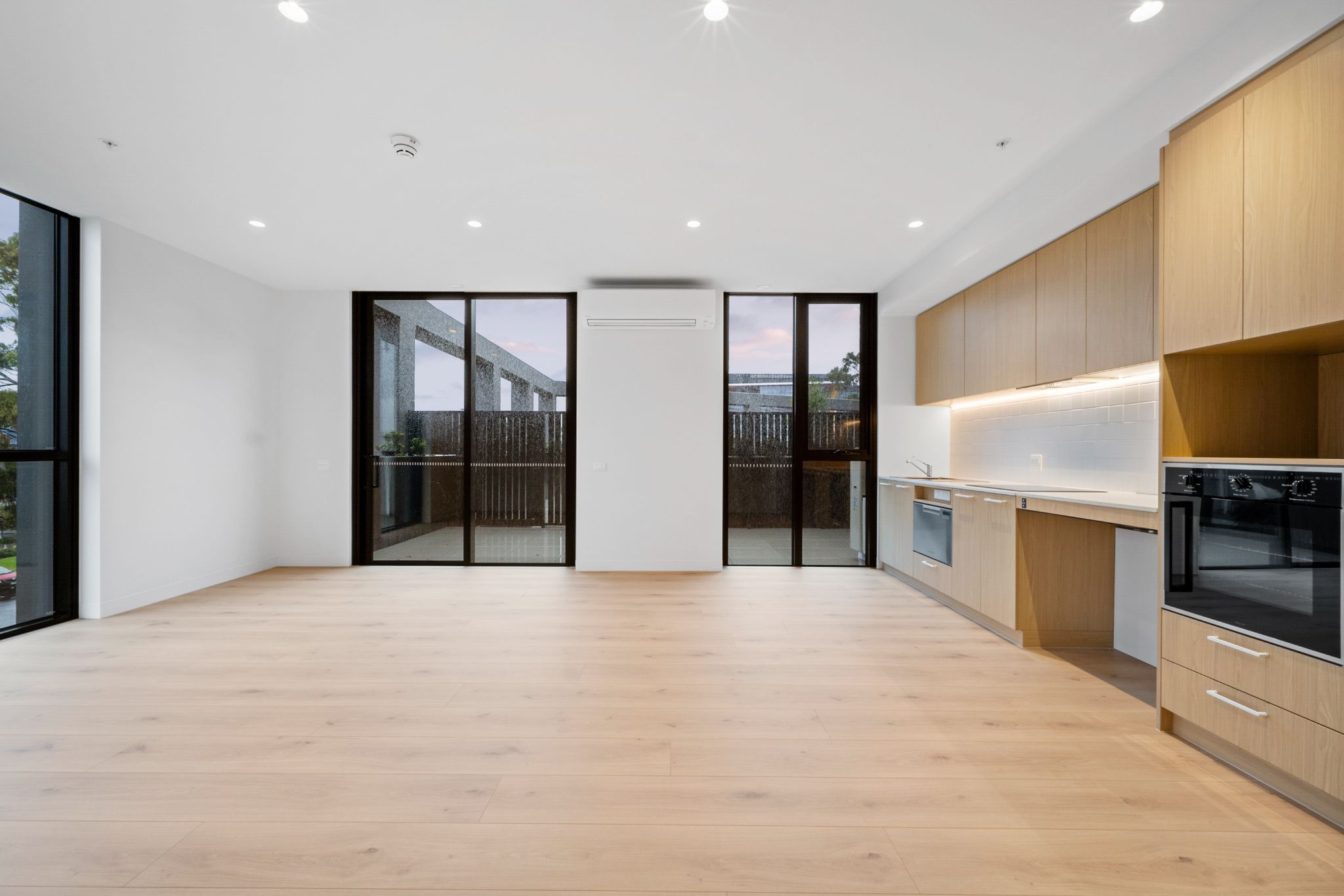 Brand New High Physical Apartments in Sunshine  🛌 2 🛀 3🚘 1 — Home image 13