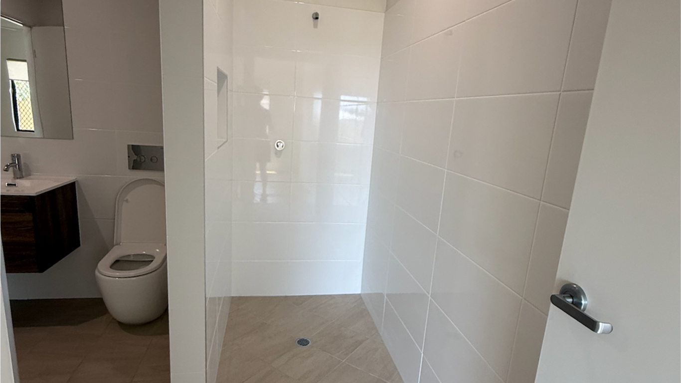 Secure Robust Living in White Rock — Home image 5
