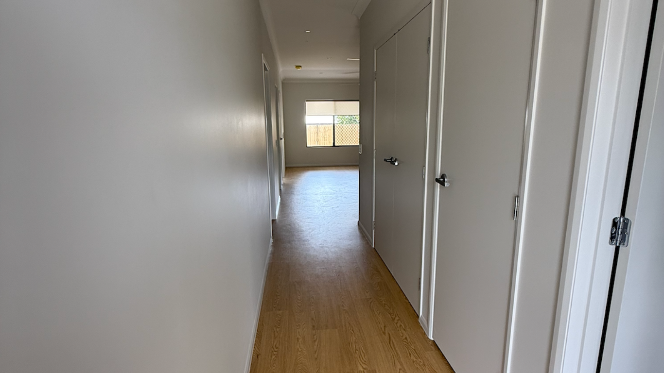 Secure Robust Living in White Rock — Home image 6