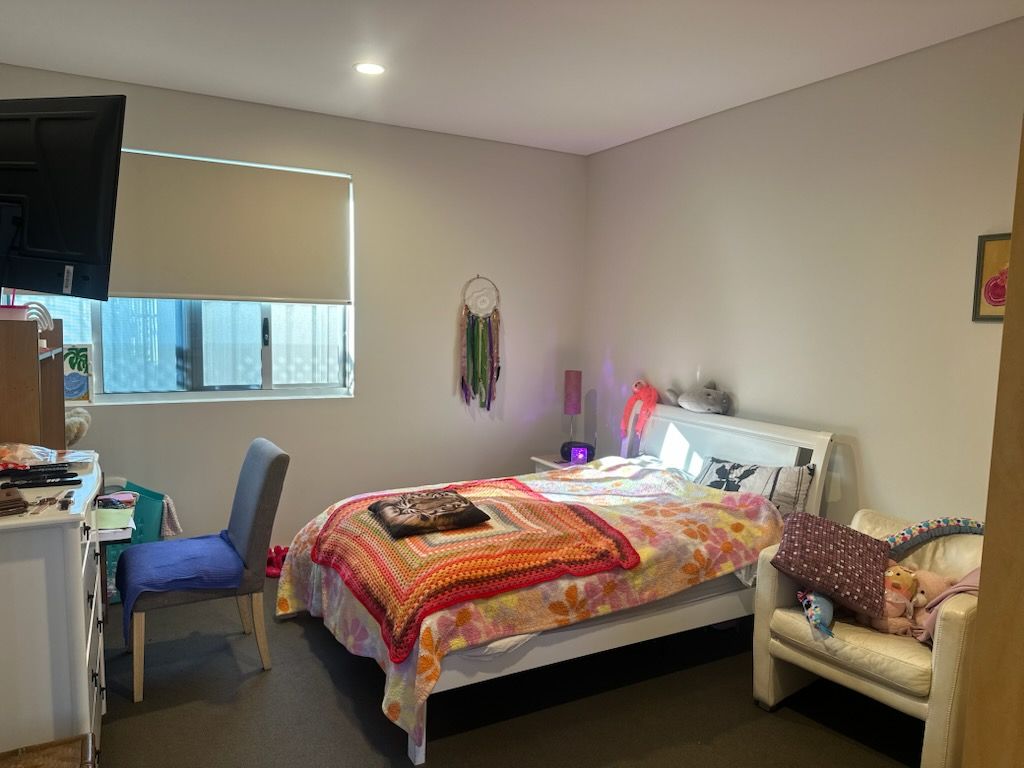 Waterfront views Accommodation - Booker Bay, Central Coast — Home image 7