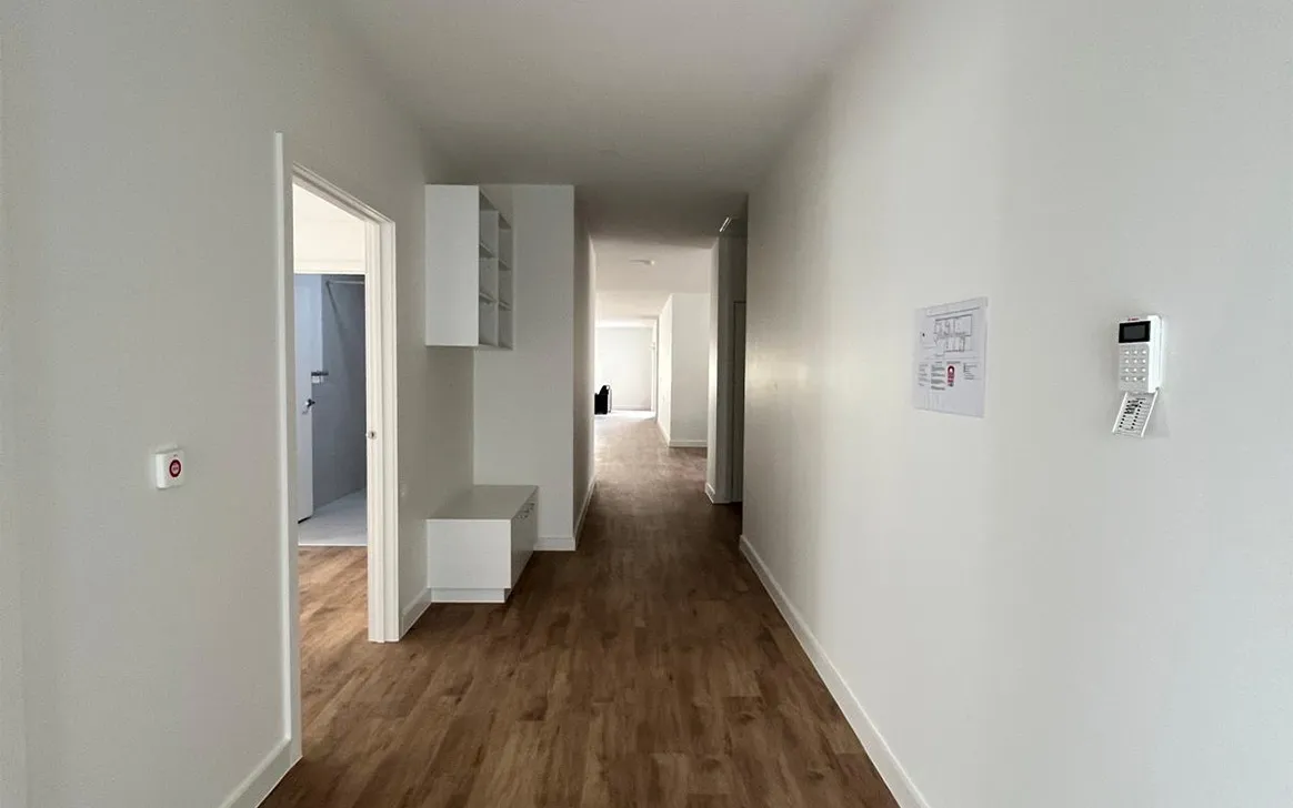Sunshine HPS  IL  FA Category SDA - 3 Ensuites + OOA — Home image 8