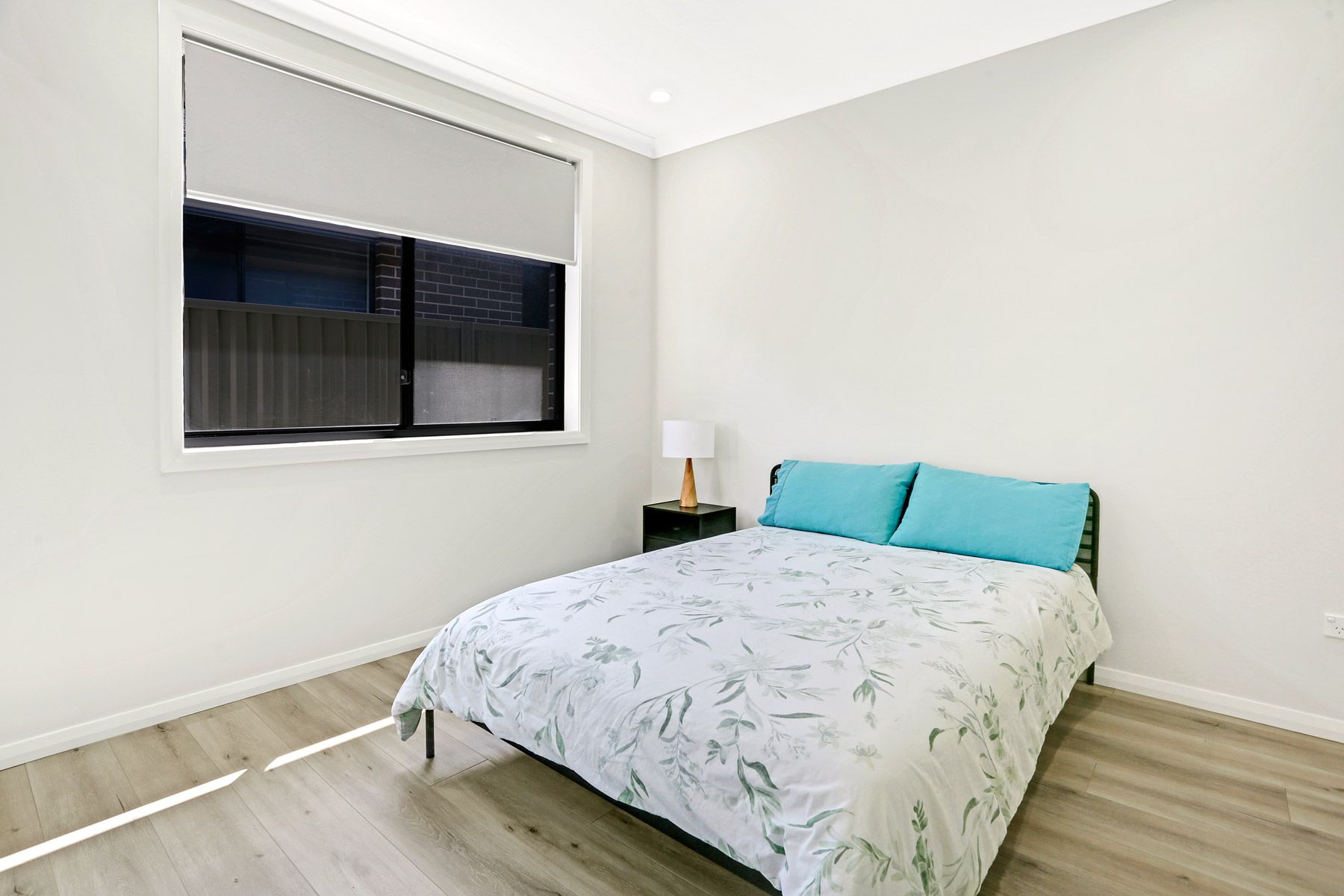 Beautiful brand new wheelchair accessible home — Home image 8