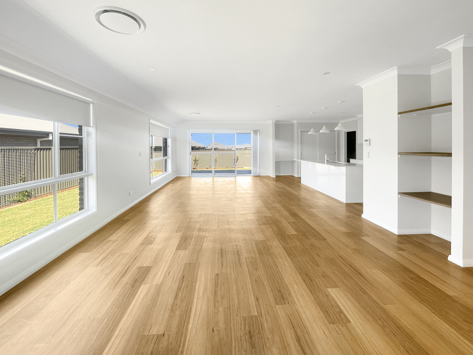 Current — Home image 3