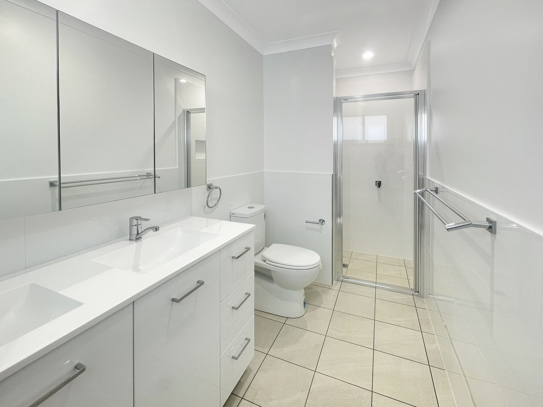 Current — Home image 4
