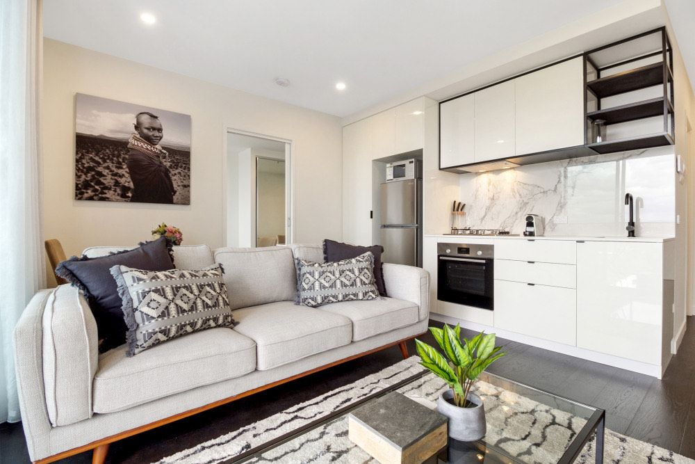 Contemporary 1-Bed Unit Near Chapel — Home image 4
