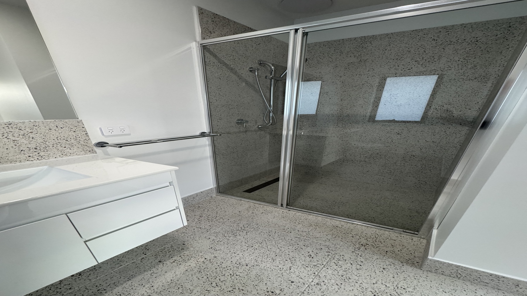 SDA HPS 2 Bedroom House plus OOA Midway Point, Tas 223 — Home image 14