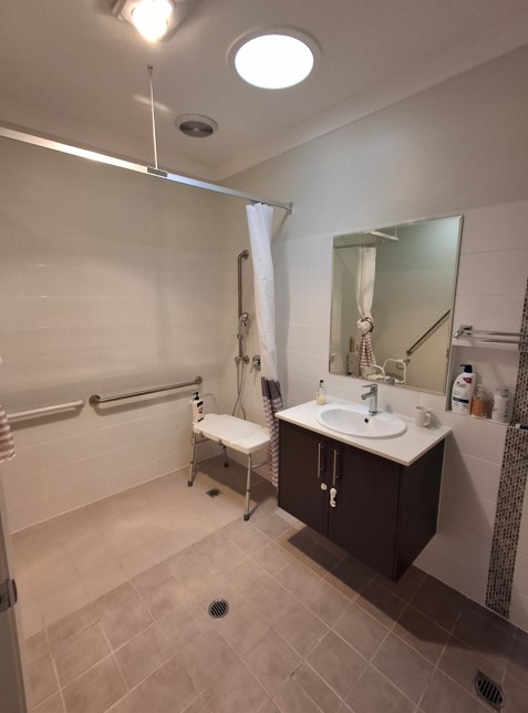 SIL - Horsley (FULLY ACCESIBLE - HOME & BATHROOM) — Home image 3