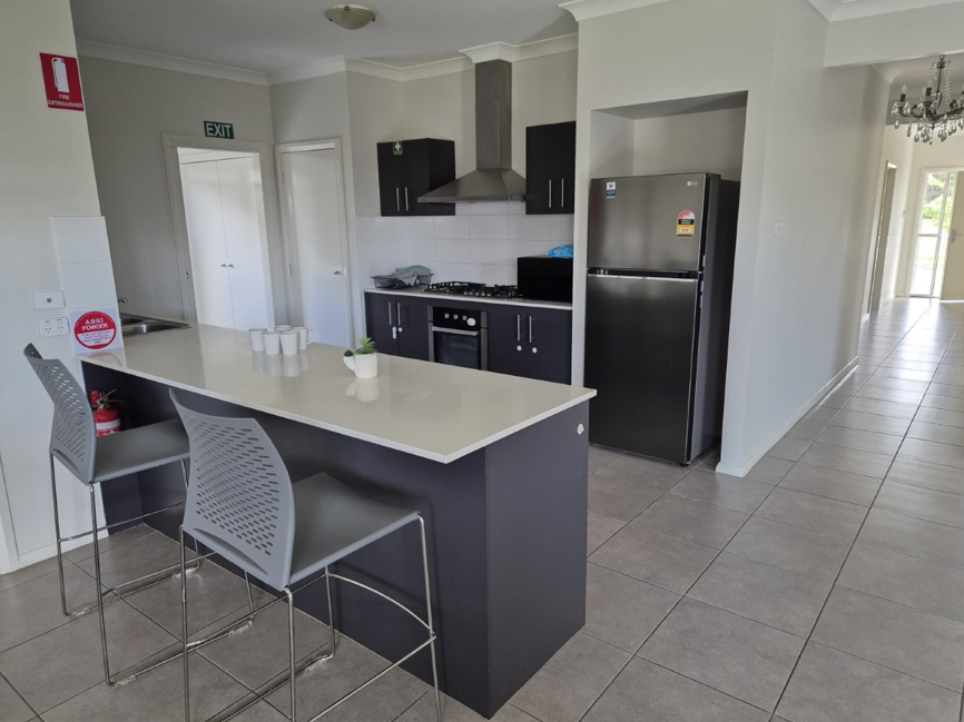 SIL - Horsley (FULLY ACCESIBLE - HOME & BATHROOM) — Home image 8