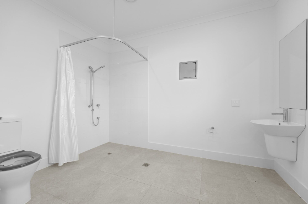 Escape to a Beautiful Home in Rosewood Where Peace and Independence Flourish — Home image 23