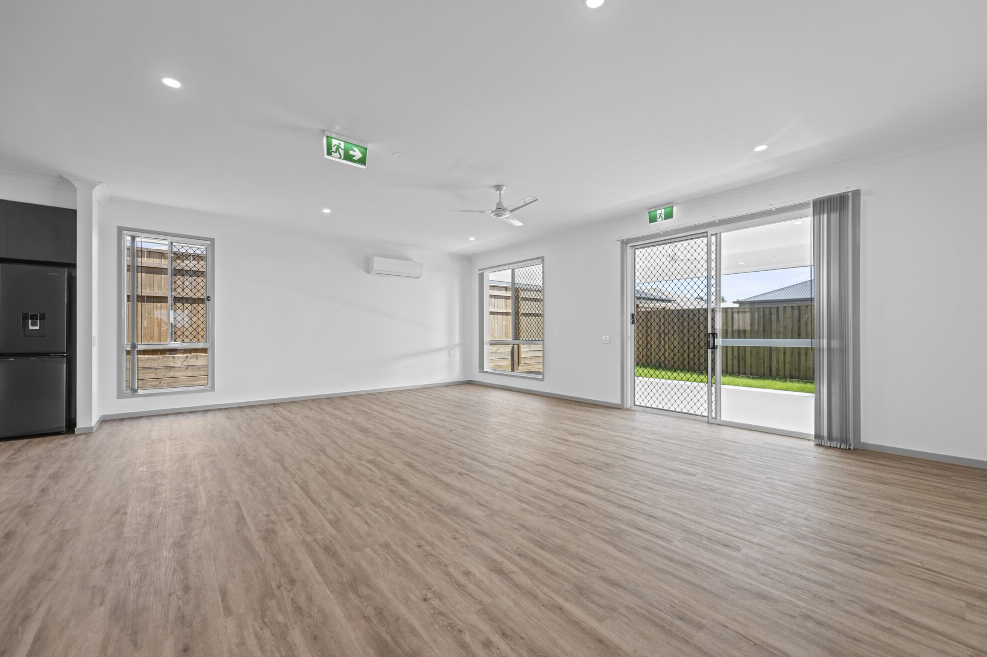 Escape to a Beautiful Home in Rosewood Where Peace and Independence Flourish — Home image 2