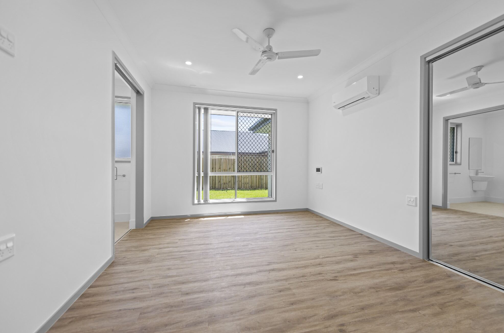 Escape to a Beautiful Home in Rosewood Where Peace and Independence Flourish — Home image 3