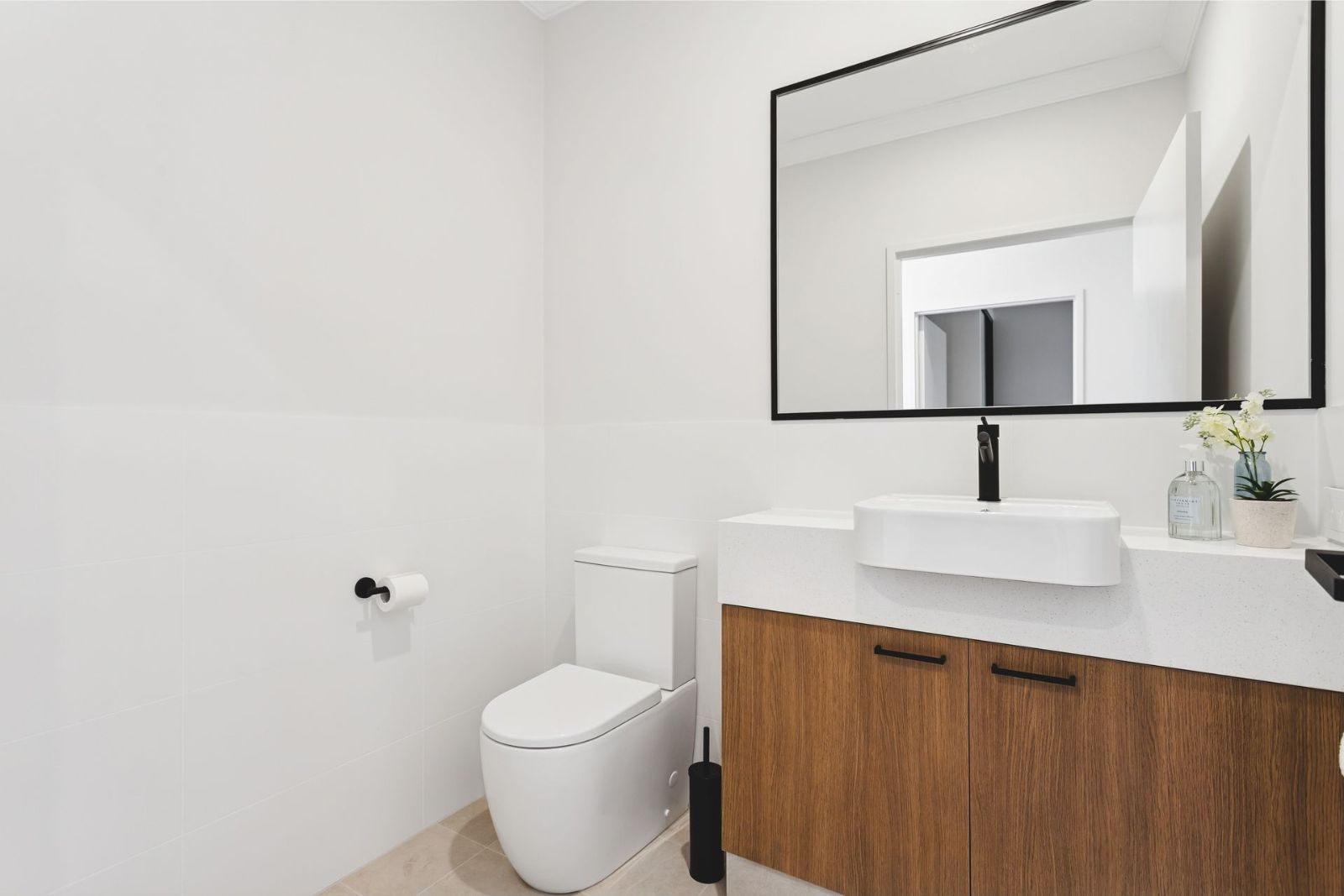 Luxury 3-bed Share Home AND Individual Villa in Highly Sought After Location. Disability Accommodation — Home image 5