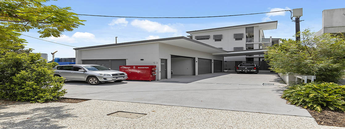 Stunning SDA apartment in prime location with cafés, IGA on the street! — Home image 8