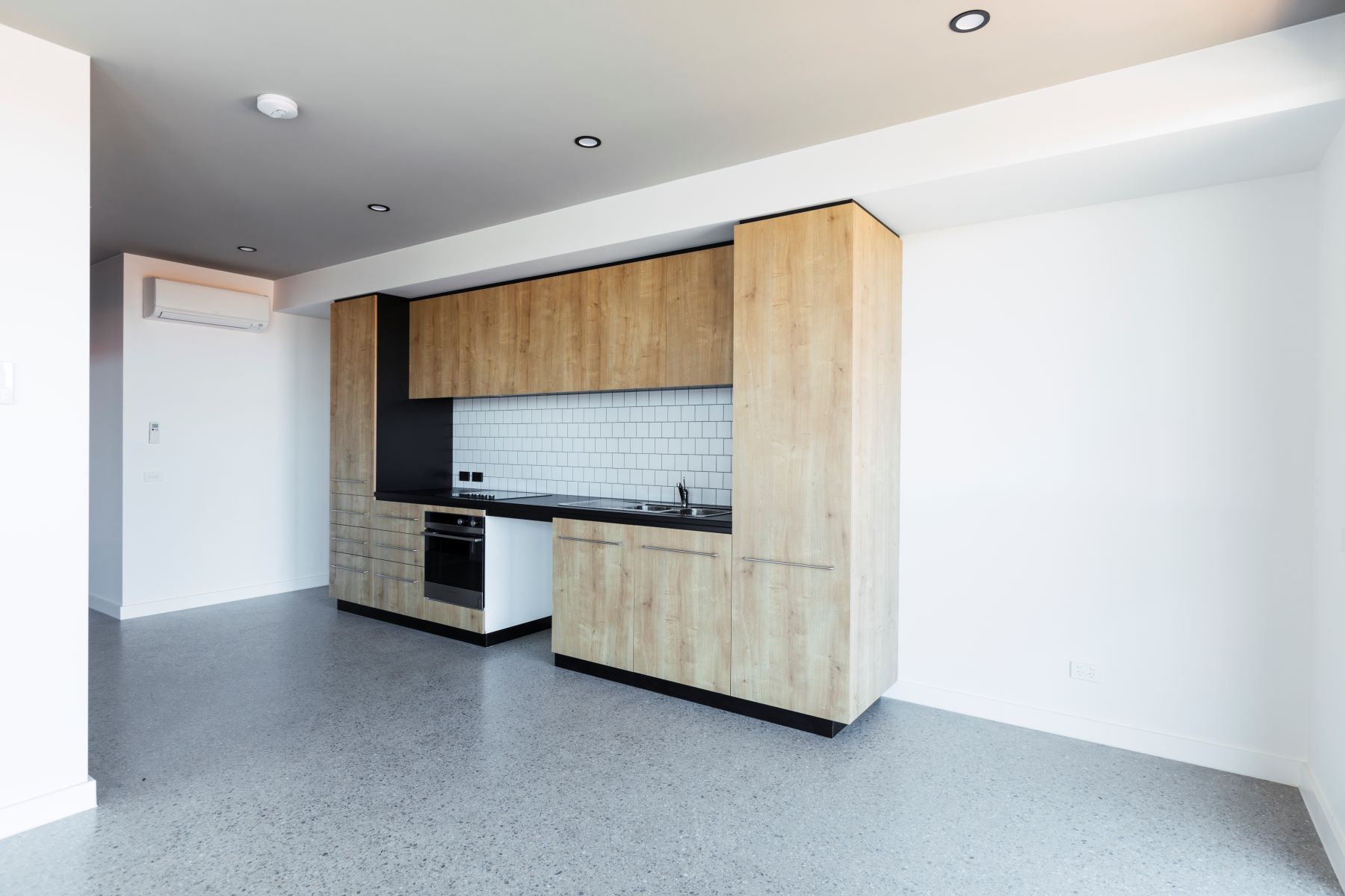 2 Bedroom, Great Apartment, Great Location: Dandenong — Home image 6
