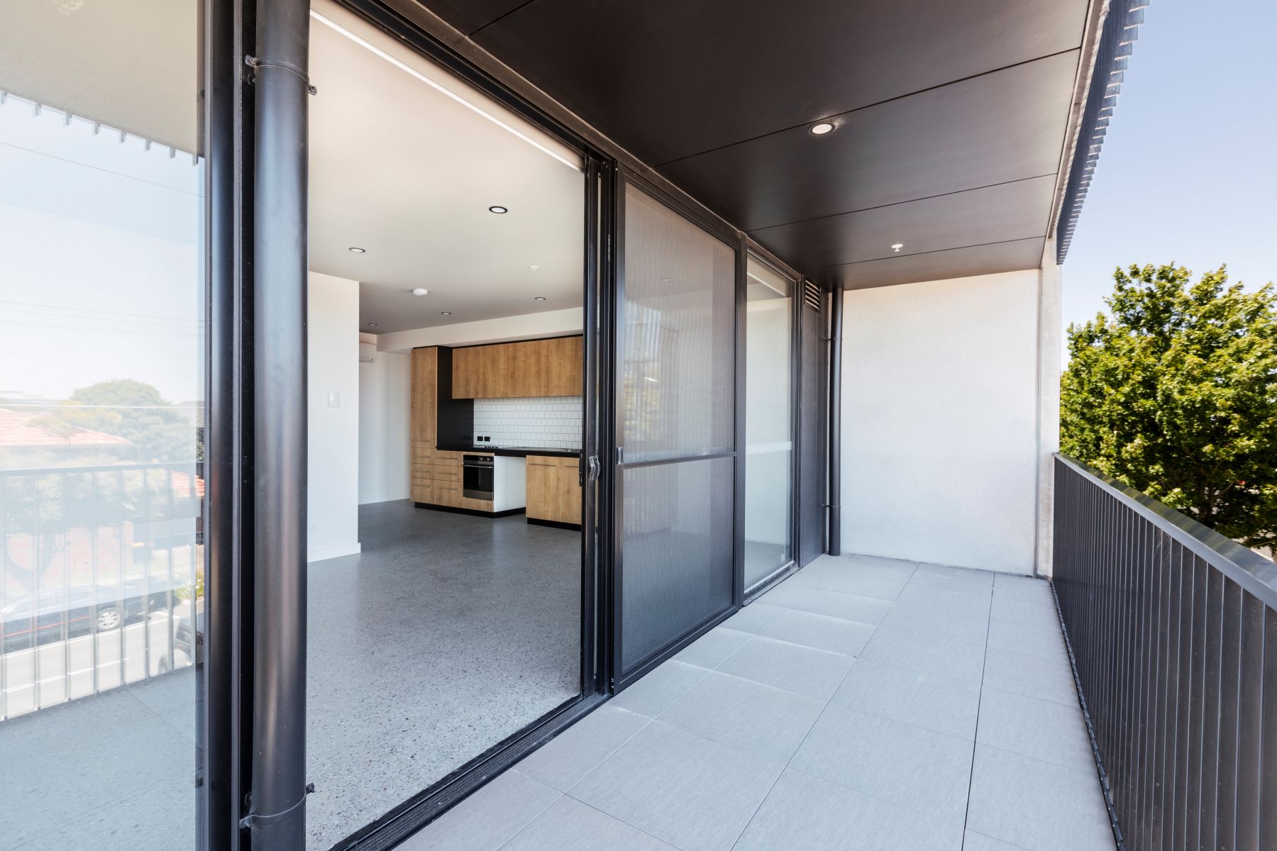 2 Bedroom, Great Apartment, Great Location: Dandenong — Home image 10