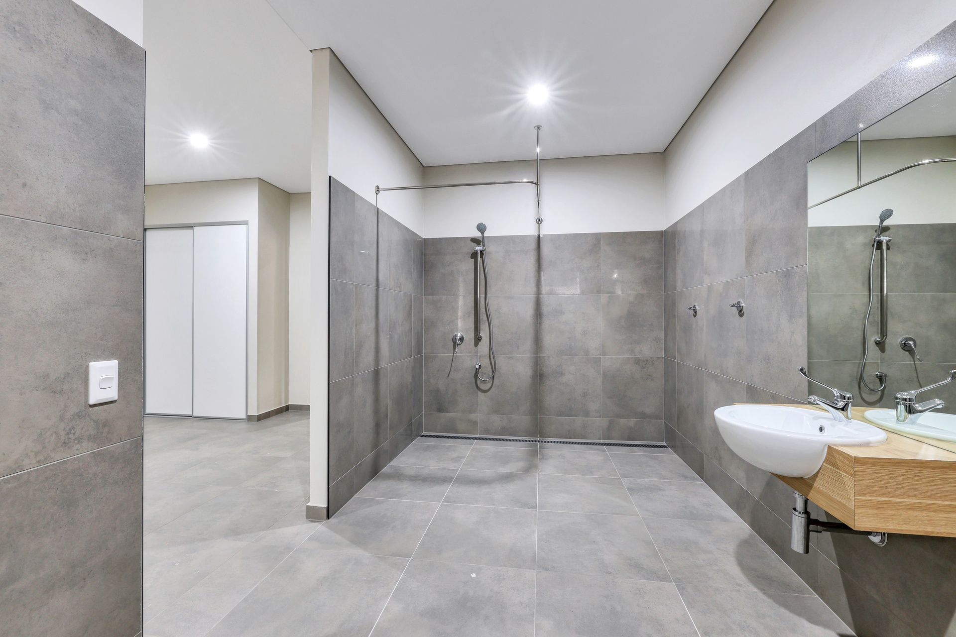 Your Peaceful Retreat: Discover Accessible Living in the Heart of Zuccoli — Home image 3