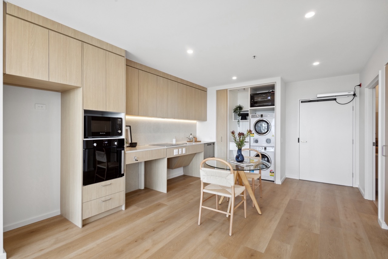 2 Bedroom Apartments, Denman Prospect — Home image 16