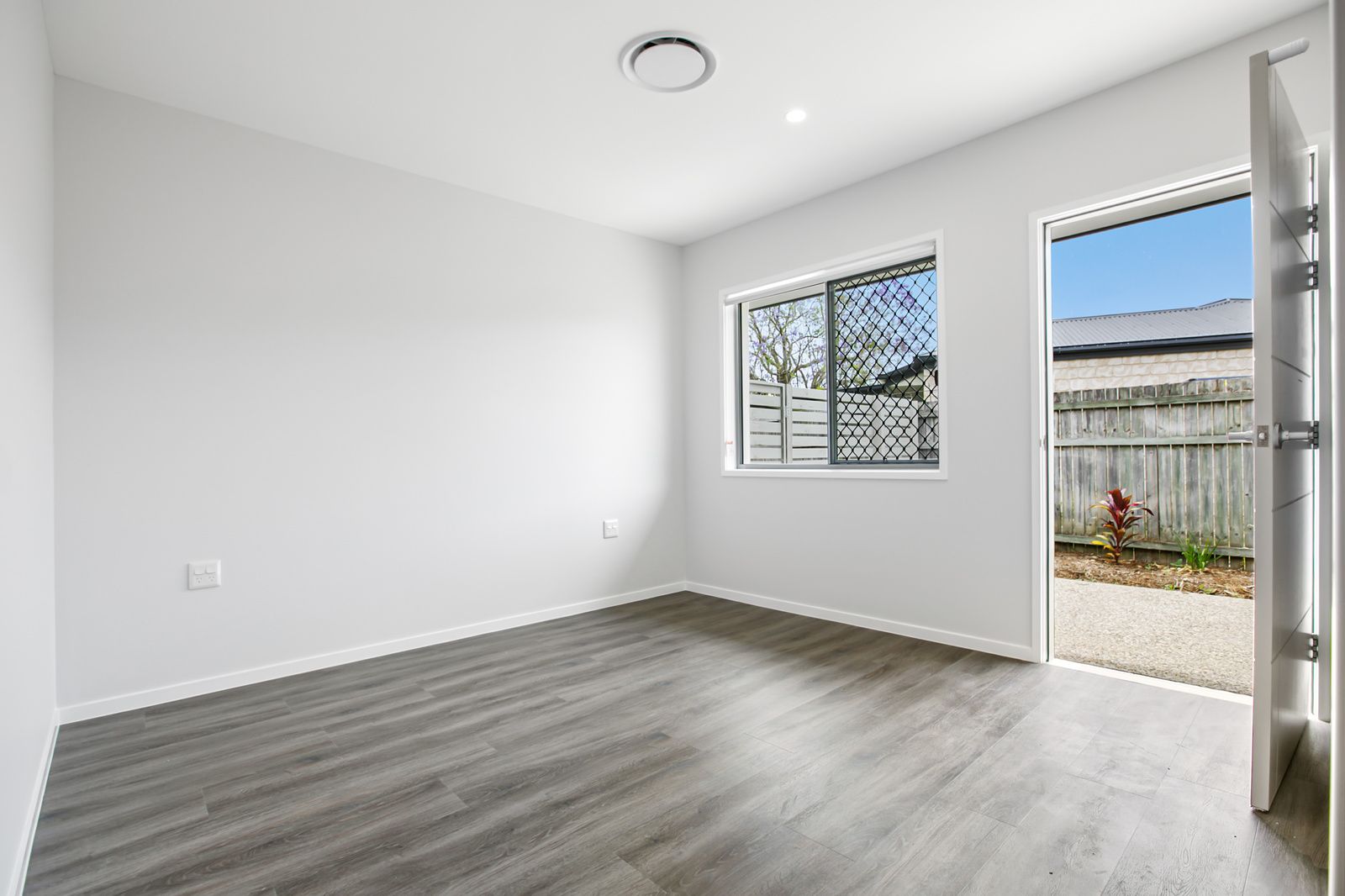 New Robust Home in Moreton Bay — Home image 5