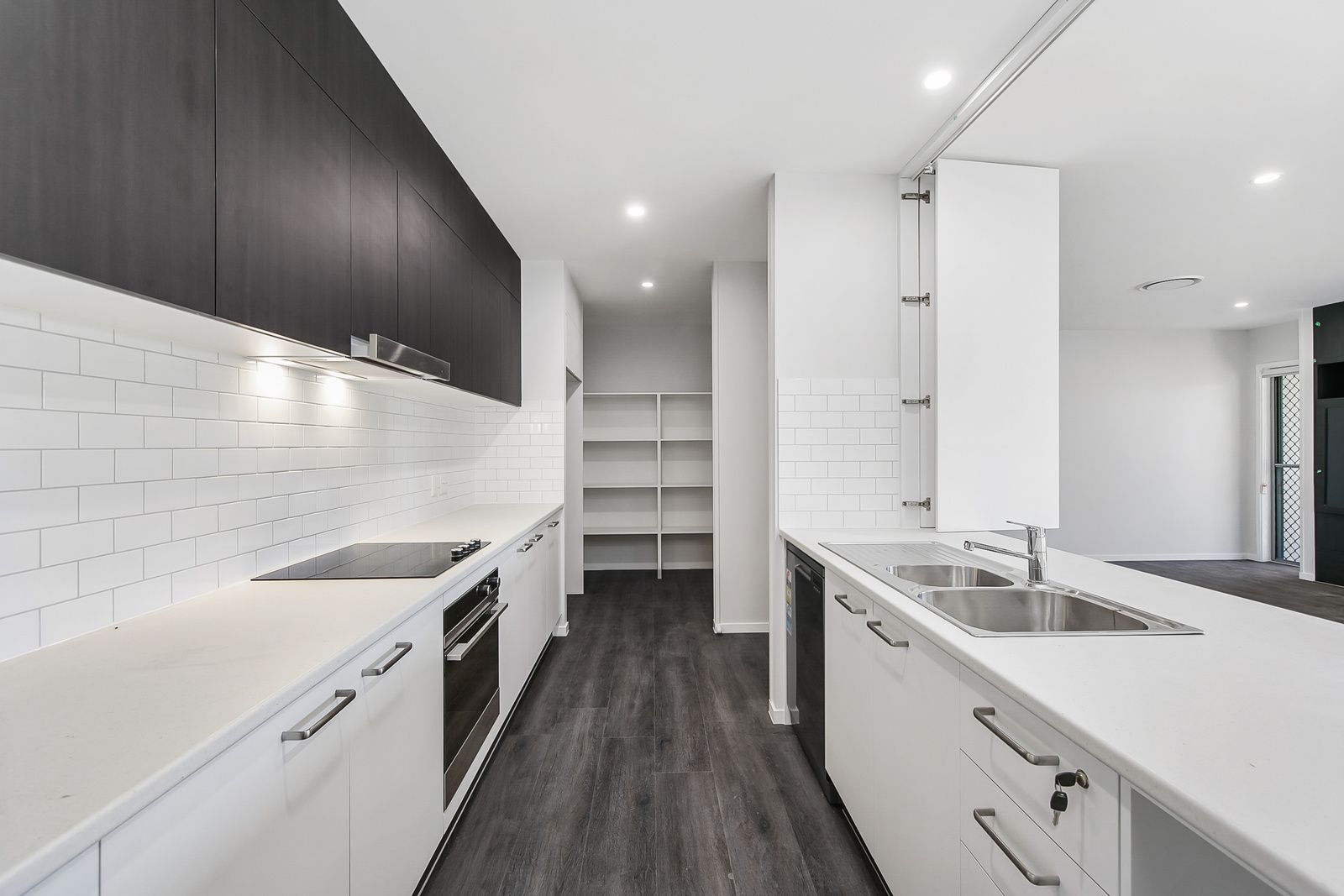 New Robust Home in Moreton Bay — Home image 8