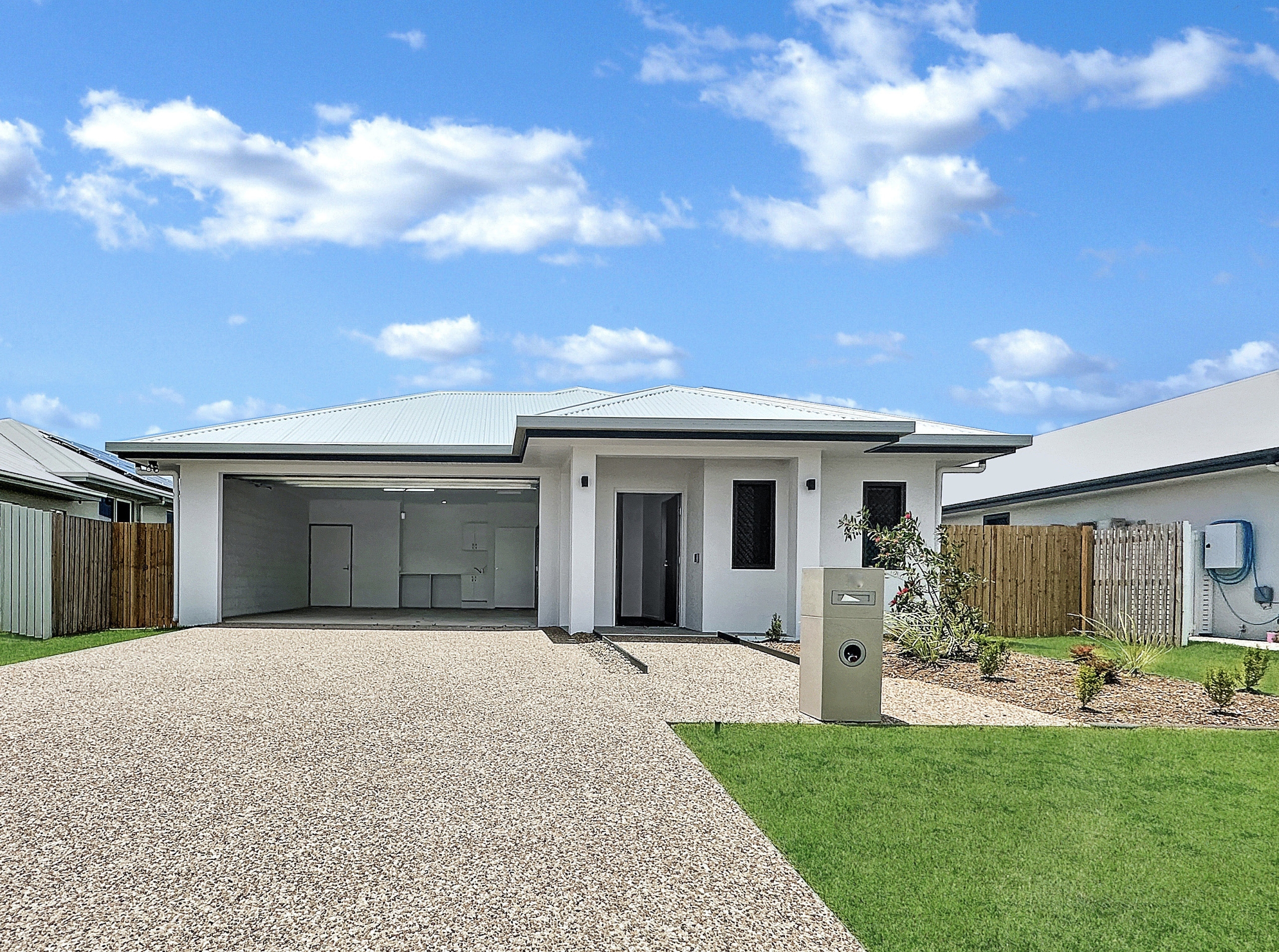 Burdell, Townsville, QLD – HPS Home — Home image 7