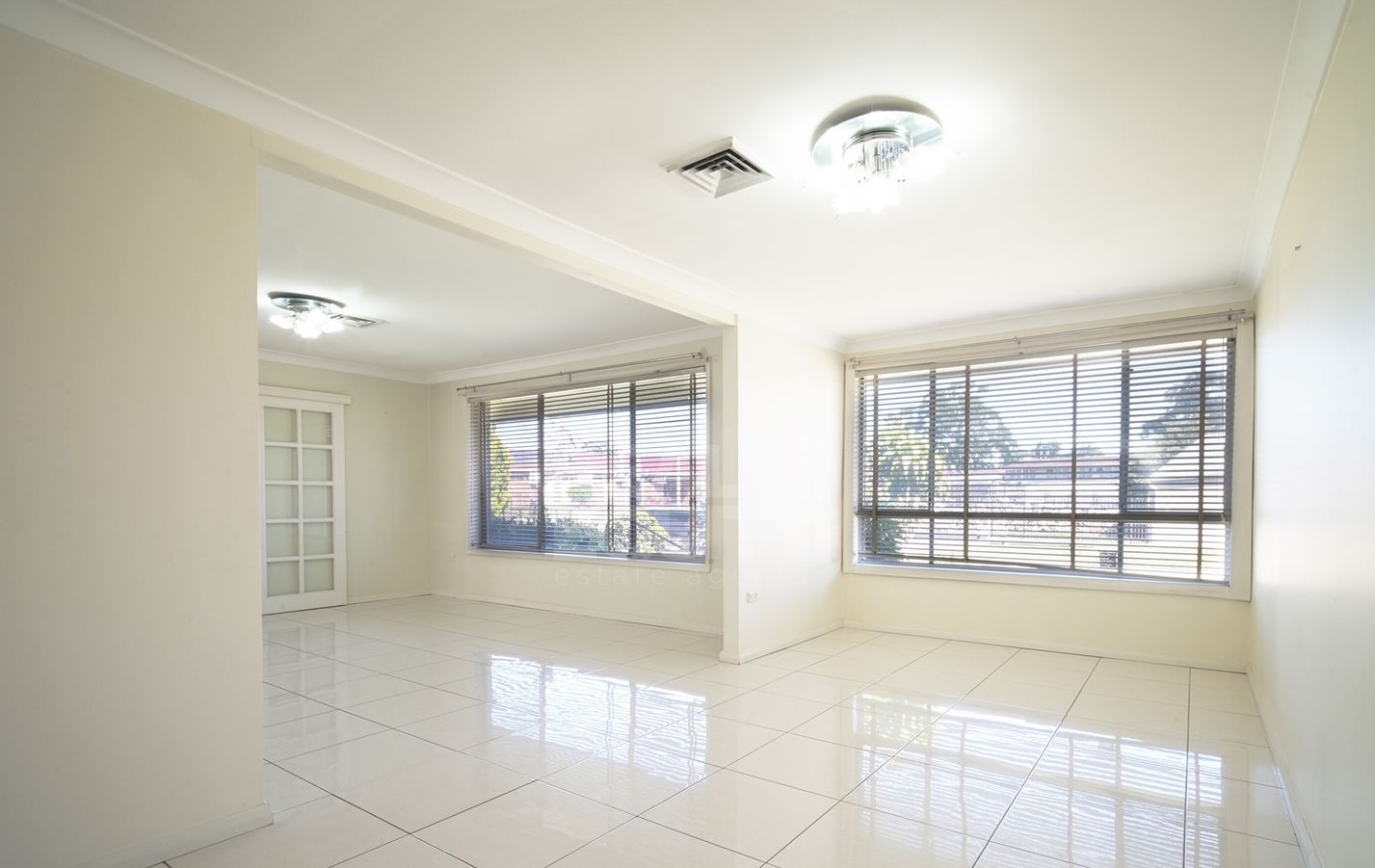 Moorebank Dwelling — Home image 2