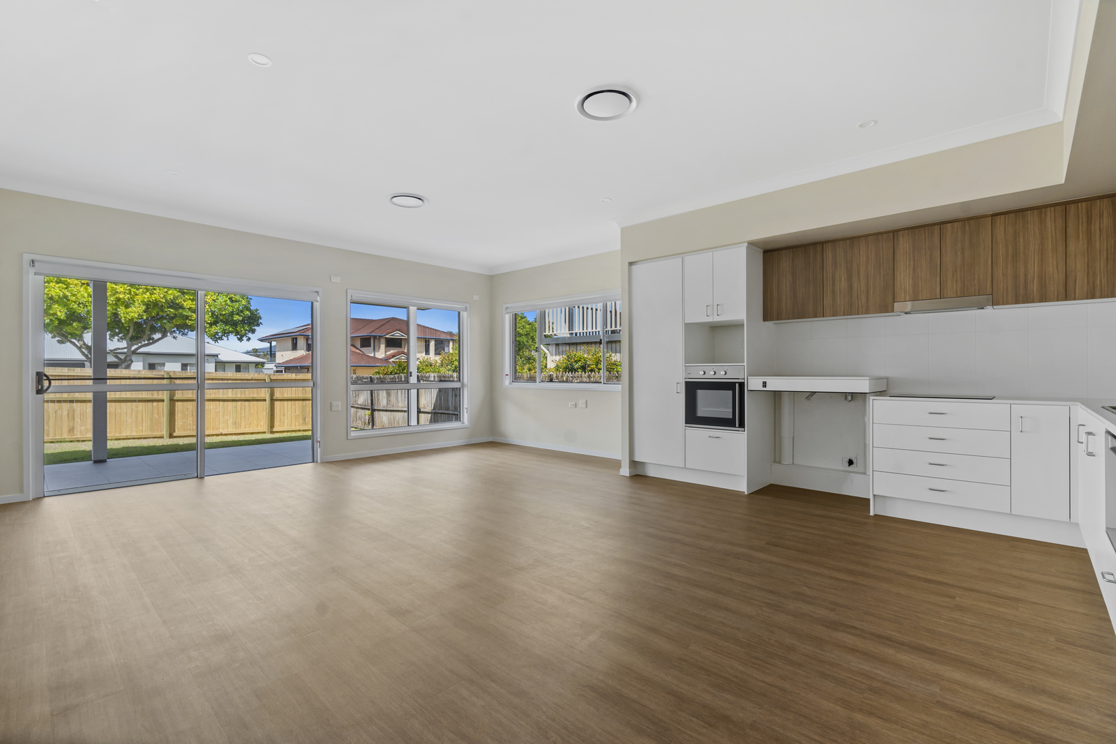REDLAND BAY, QLD – HIGH PHYSICAL SUPPORT — Home image 7