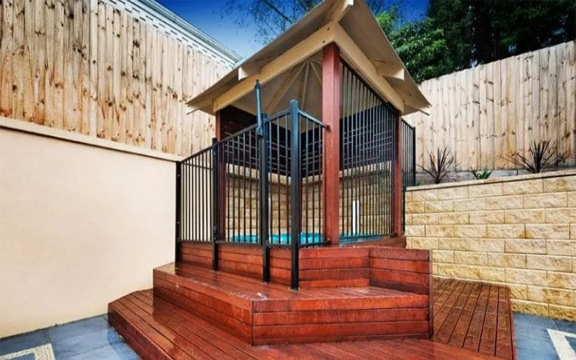 Beautiful Accessible SIL Home in Doncaster — Home image 3