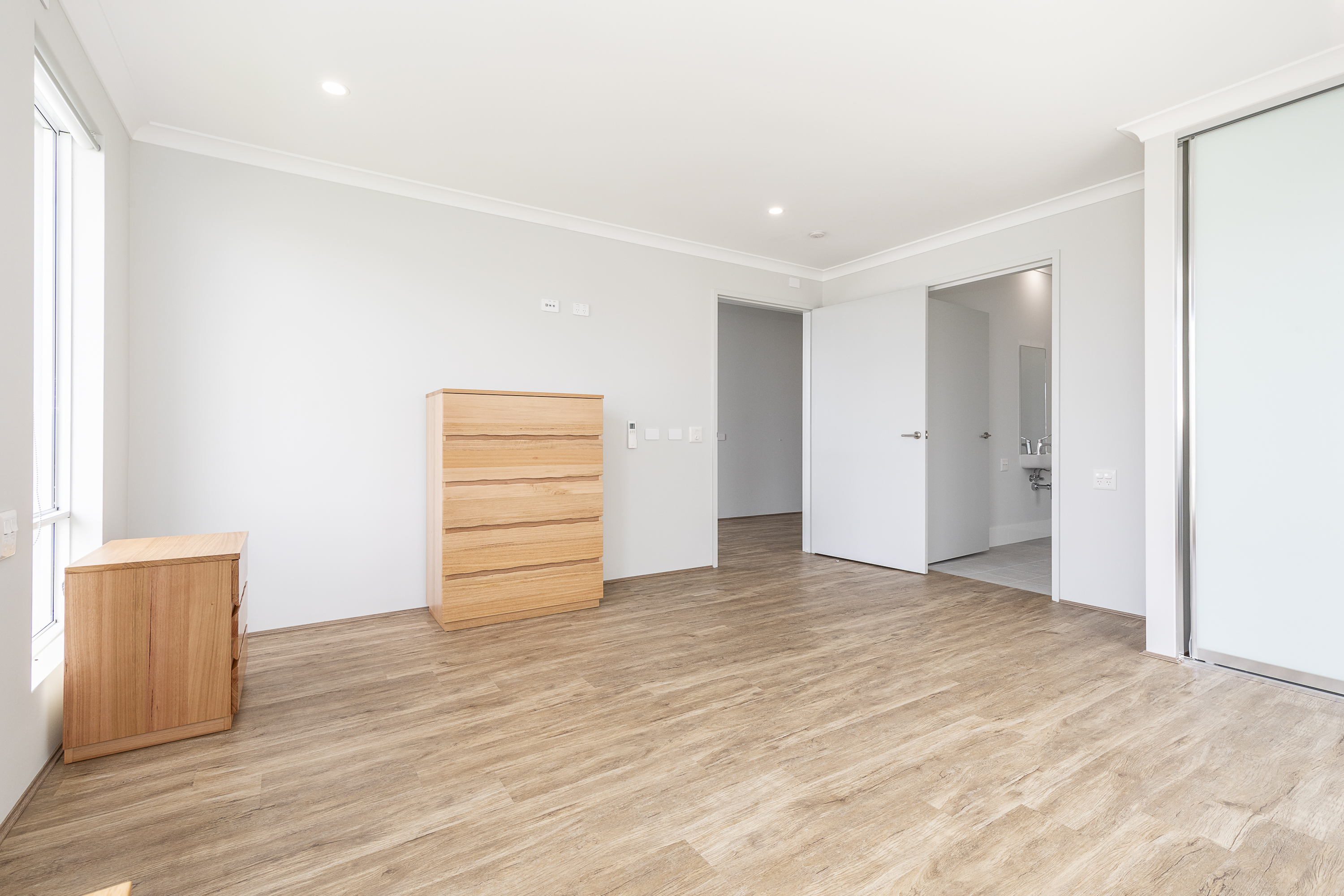 Eglinton Shared SDA House — Home image 6