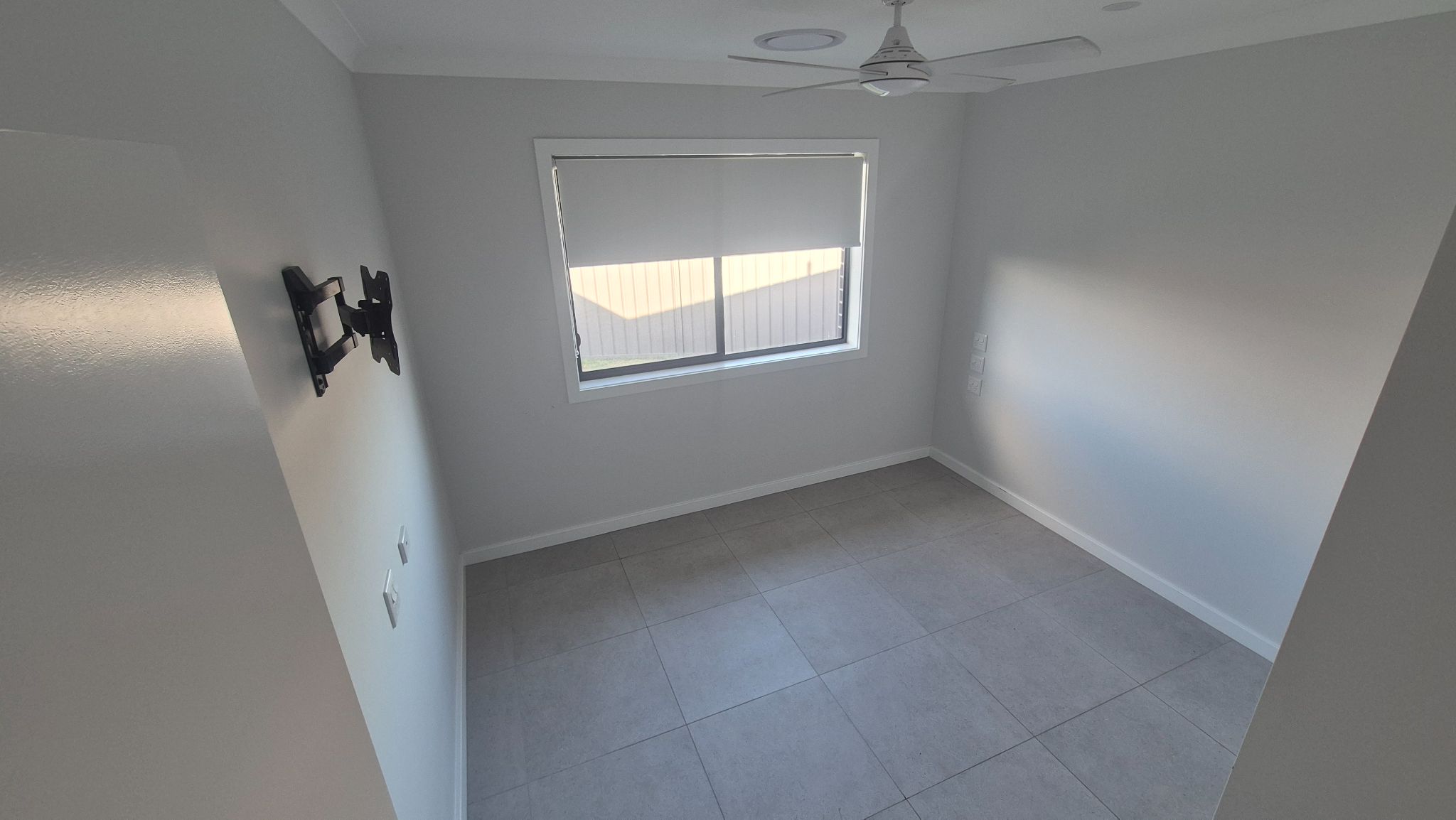 61 — Home image 3