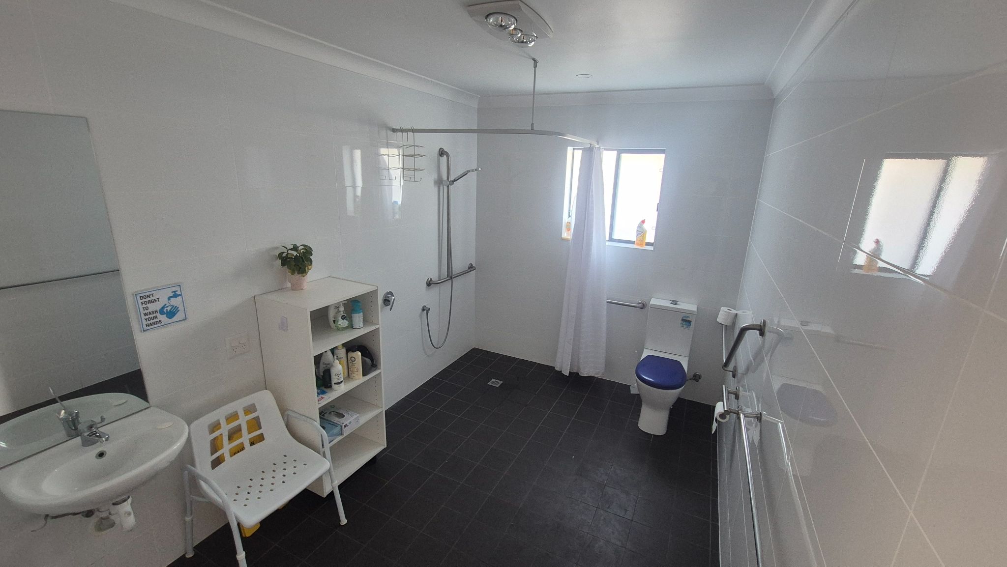 61 — Home image 4