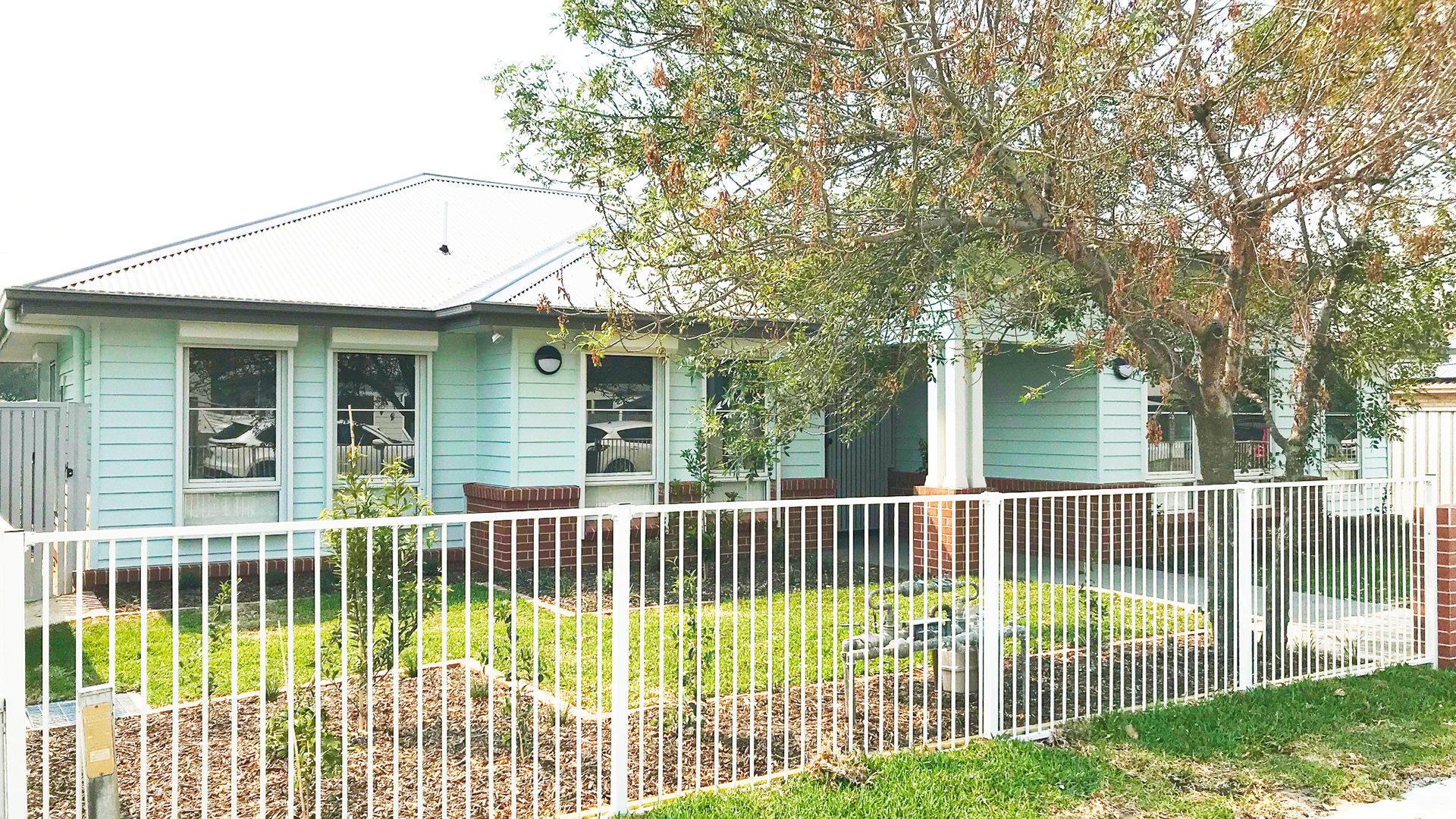 Stockton - modern, shared 3-bedroom male home — Home image 2