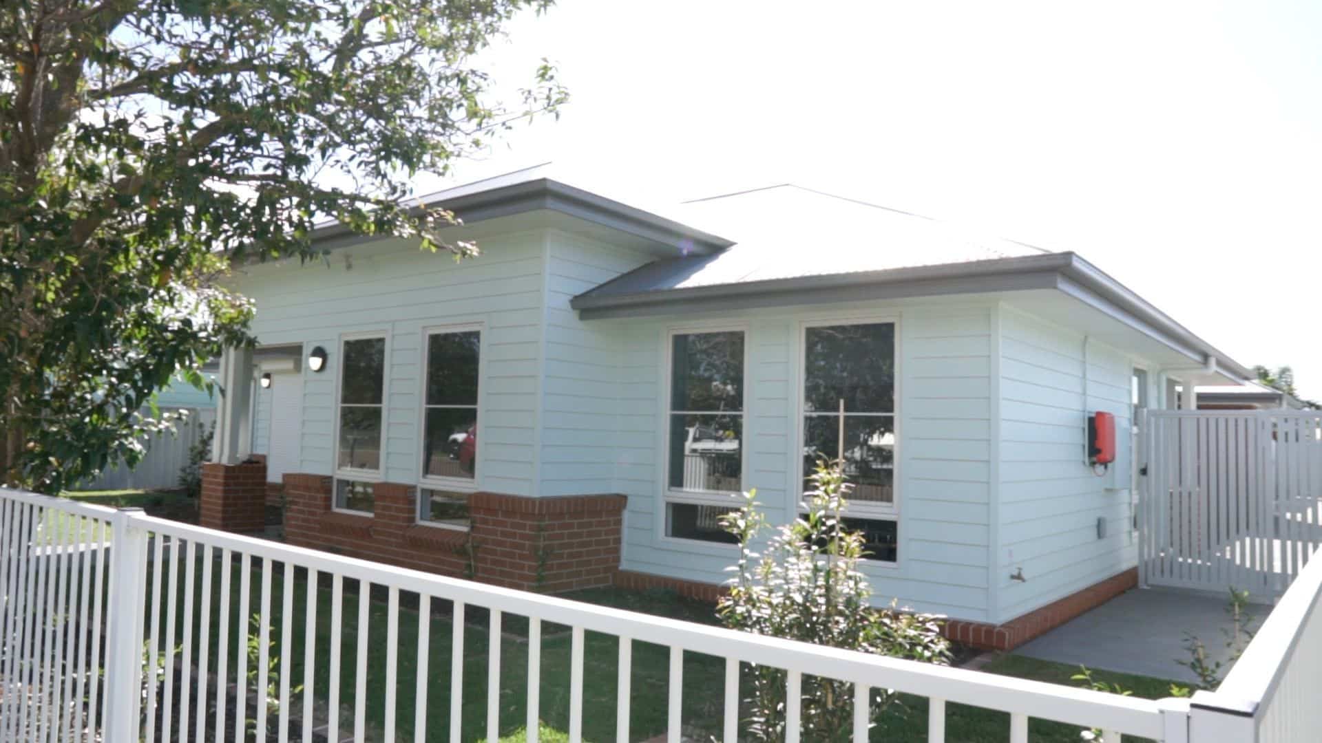 Stockton - modern, shared 3-bedroom male home — Home image 3