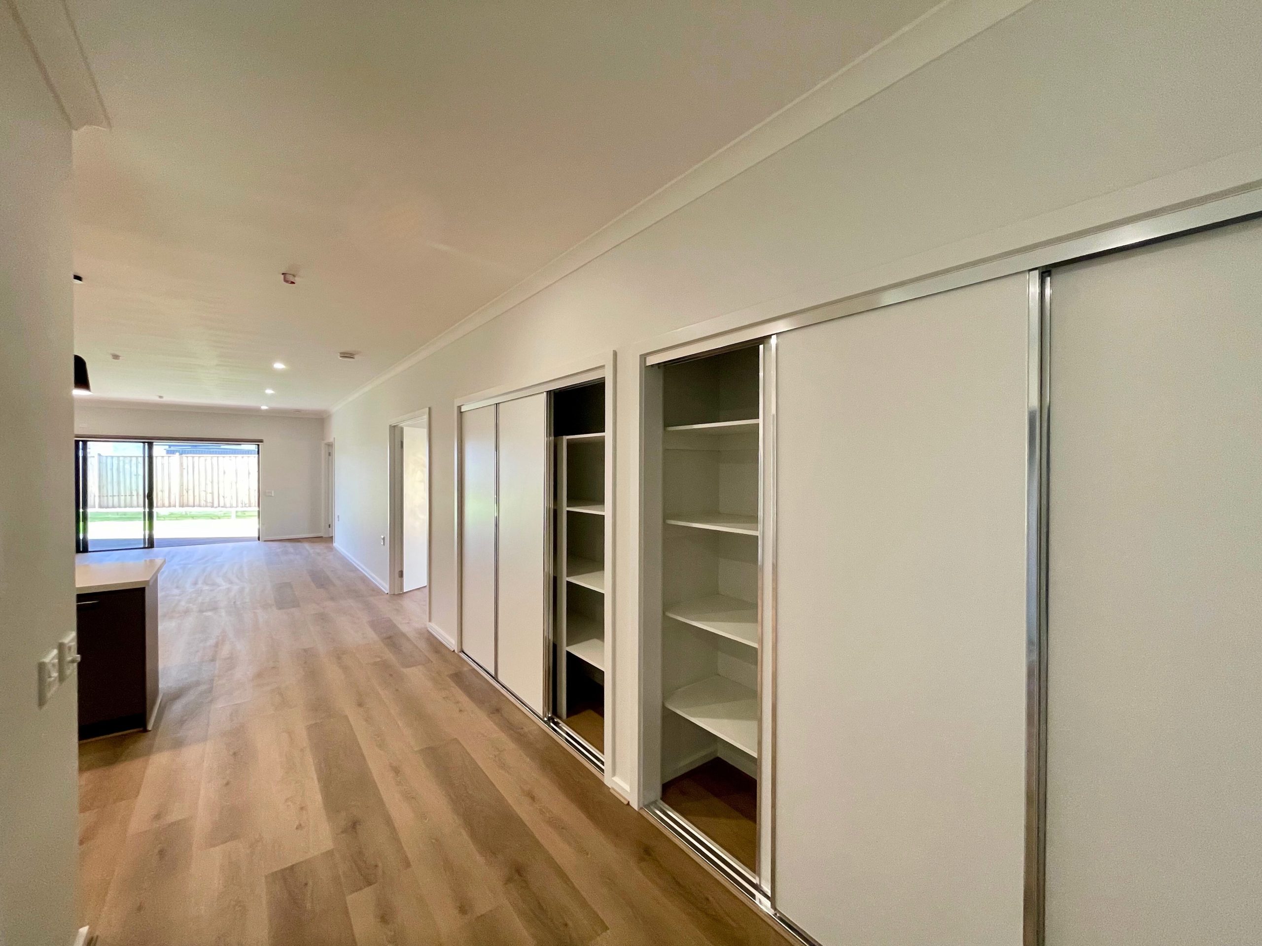 HOROMIDIS HPS/BARIATRIC & VILLA - Charlemont, Victoria — Home image 8