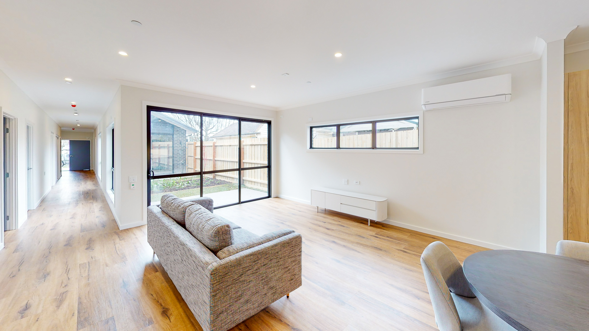 Warragul, VIC - Villa — Home image 2