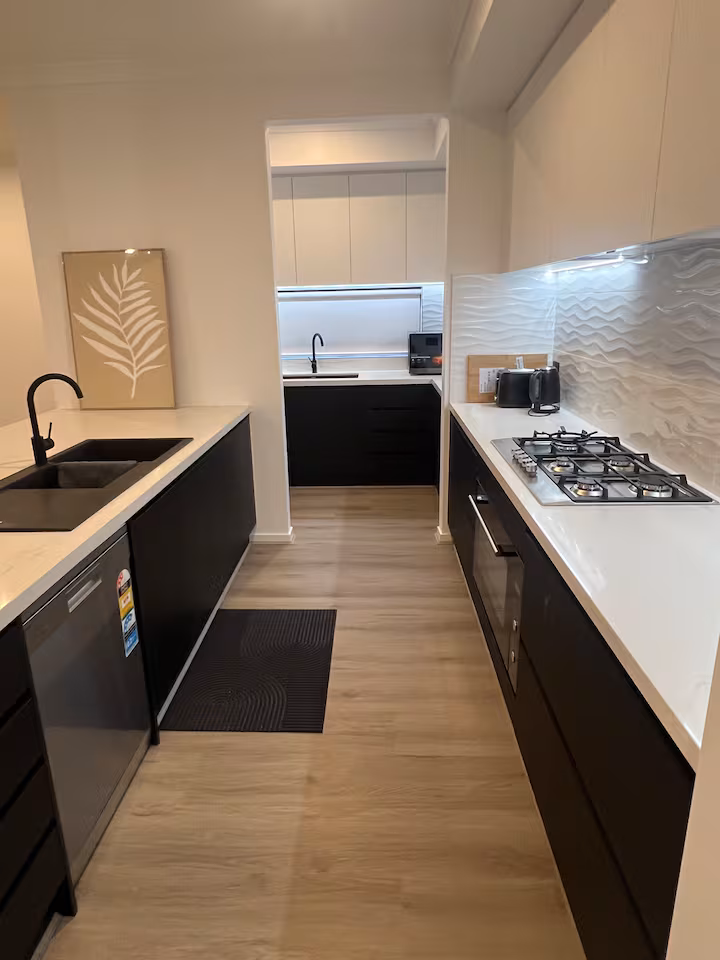 Brand New-Fraser Rise SIL House — Home image 5