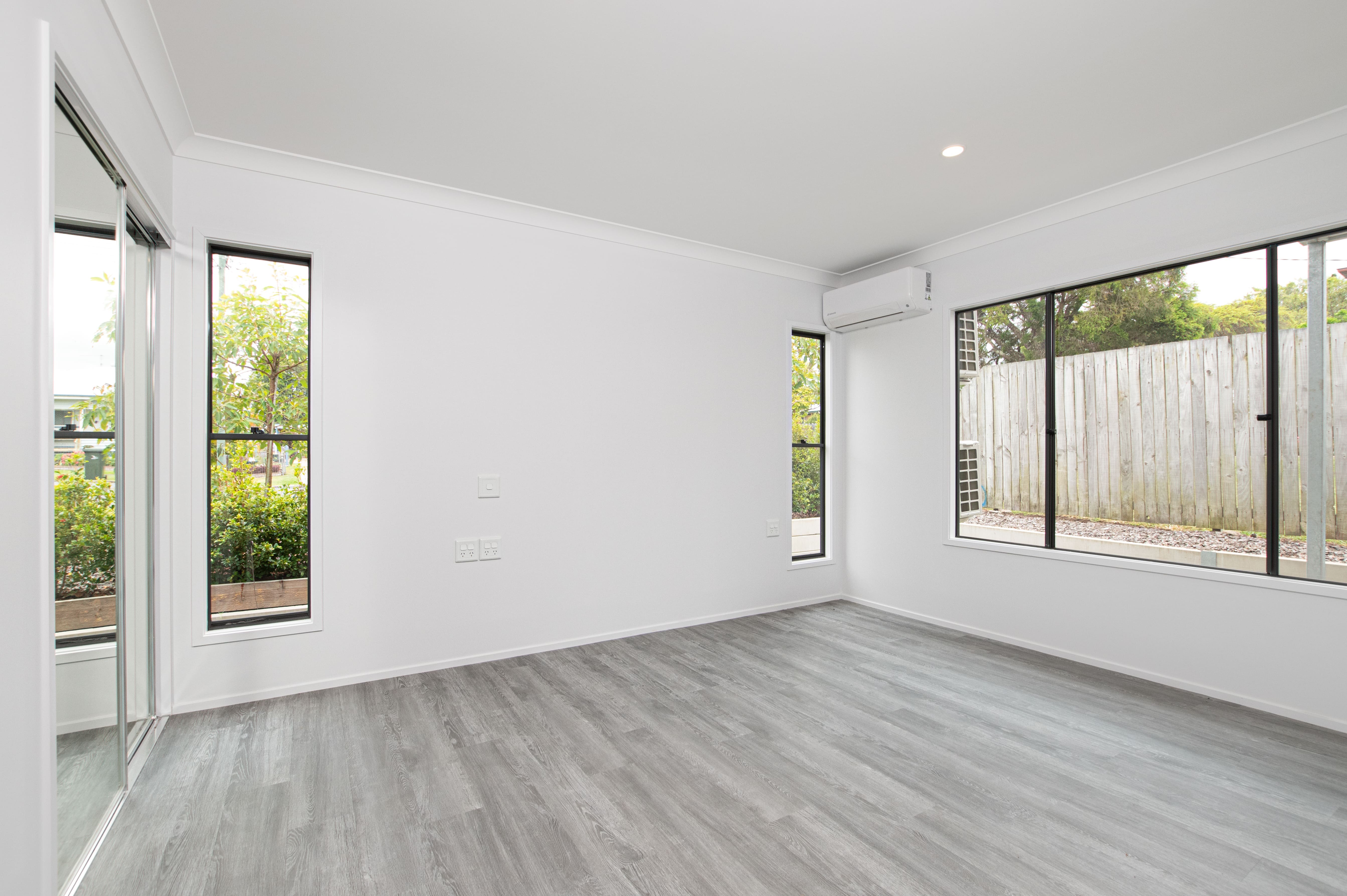 5 Bedroom Group Home, Beaudesert — Home image 5