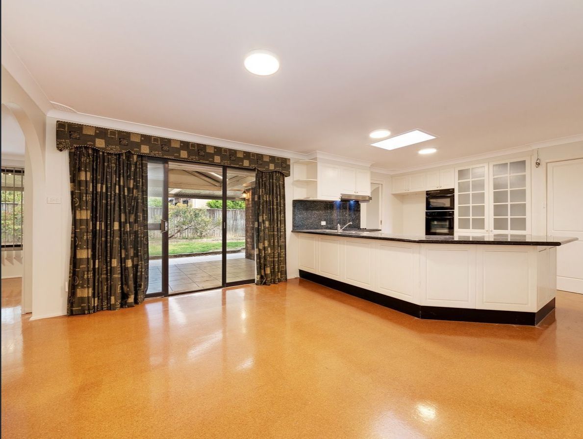SIL - Macquarie Drive, Cherrybrook — Home image 2