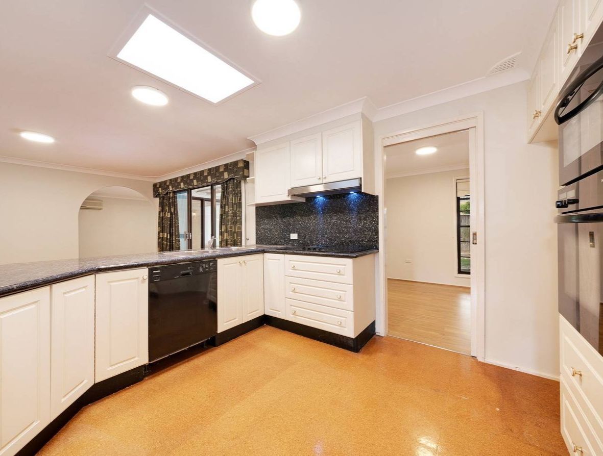 SIL - Macquarie Drive, Cherrybrook — Home image 8